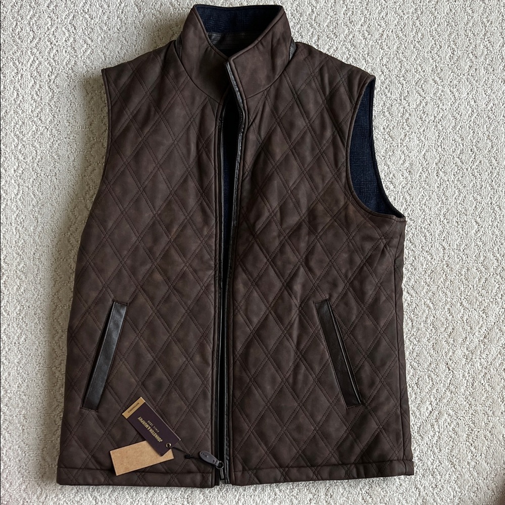 Johnston and Murphy Reversible Men's Quilted Vest